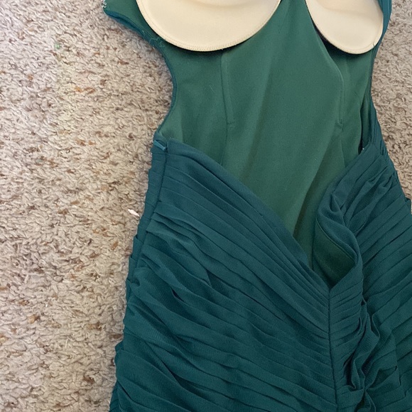 Emerald Green Hoco/Prom Dress - Picture 6 of 8